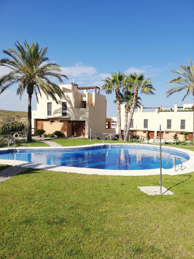 BAJO con JARDÍN PROPIO EN VALLE DEL ESTE GOLF!! Vera Exterior foto