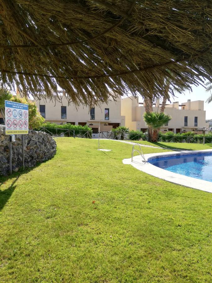 BAJO con JARDÍN PROPIO EN VALLE DEL ESTE GOLF!! Vera Exterior foto